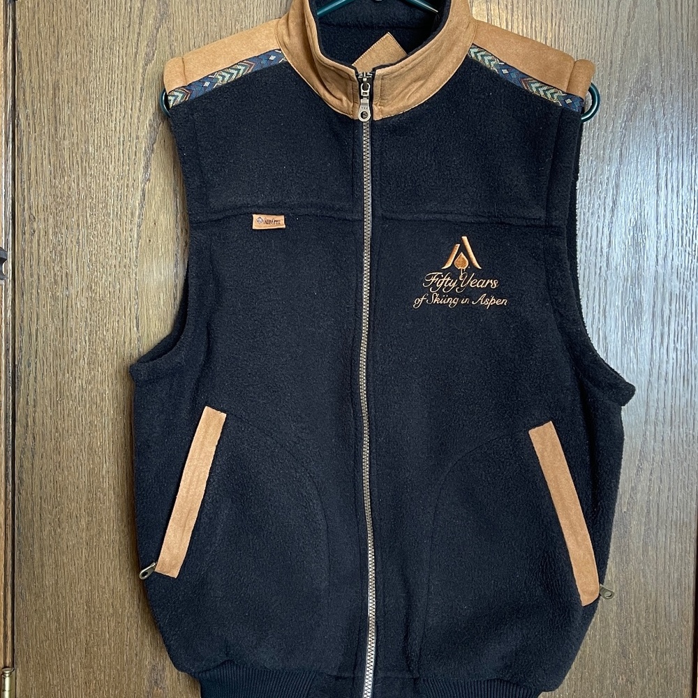 SunCruz Fleece Ski Vest w/ Aspen Fifty Years of Skiing Logo Size M